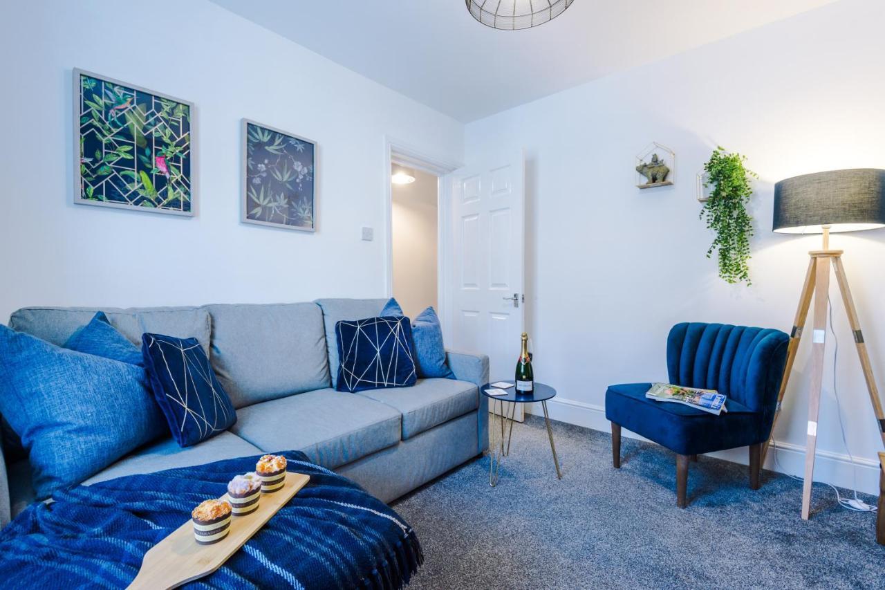 Spacious 2-Bed City-Centre Cottage In Chester By 53 Degrees Property - Ideal For Groups & Couples - Sleeps 6 Dış mekan fotoğraf